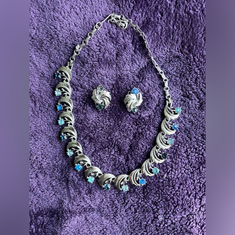 RARE Vintage Coro Necklace & Earrings Set